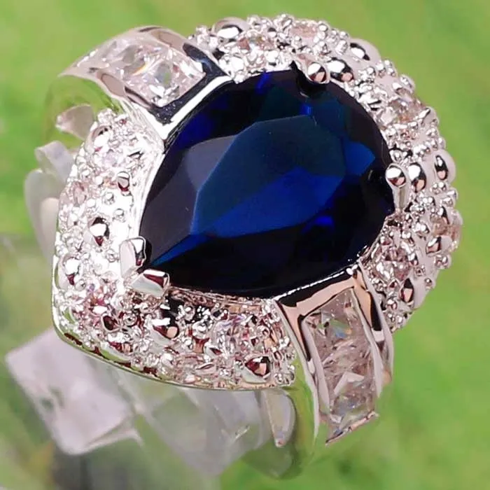 Adams Unique Boutique