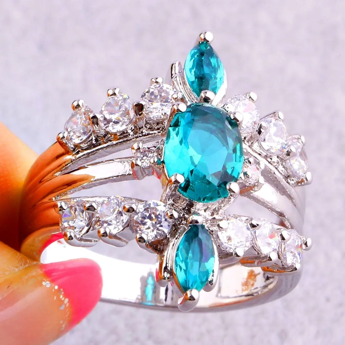 Adams Unique Boutique