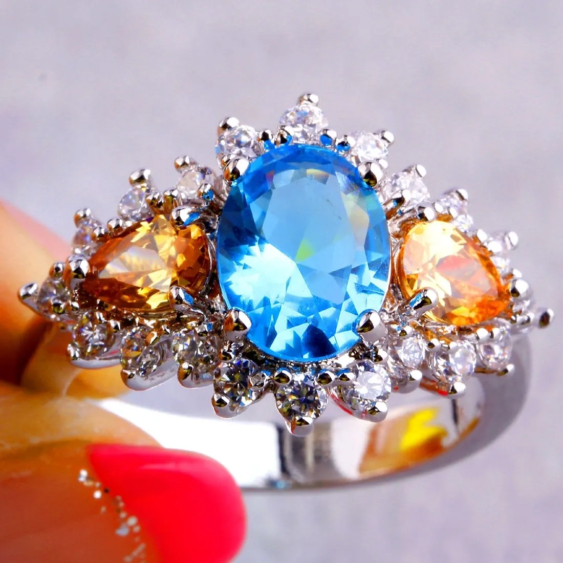 Adams Unique Boutique