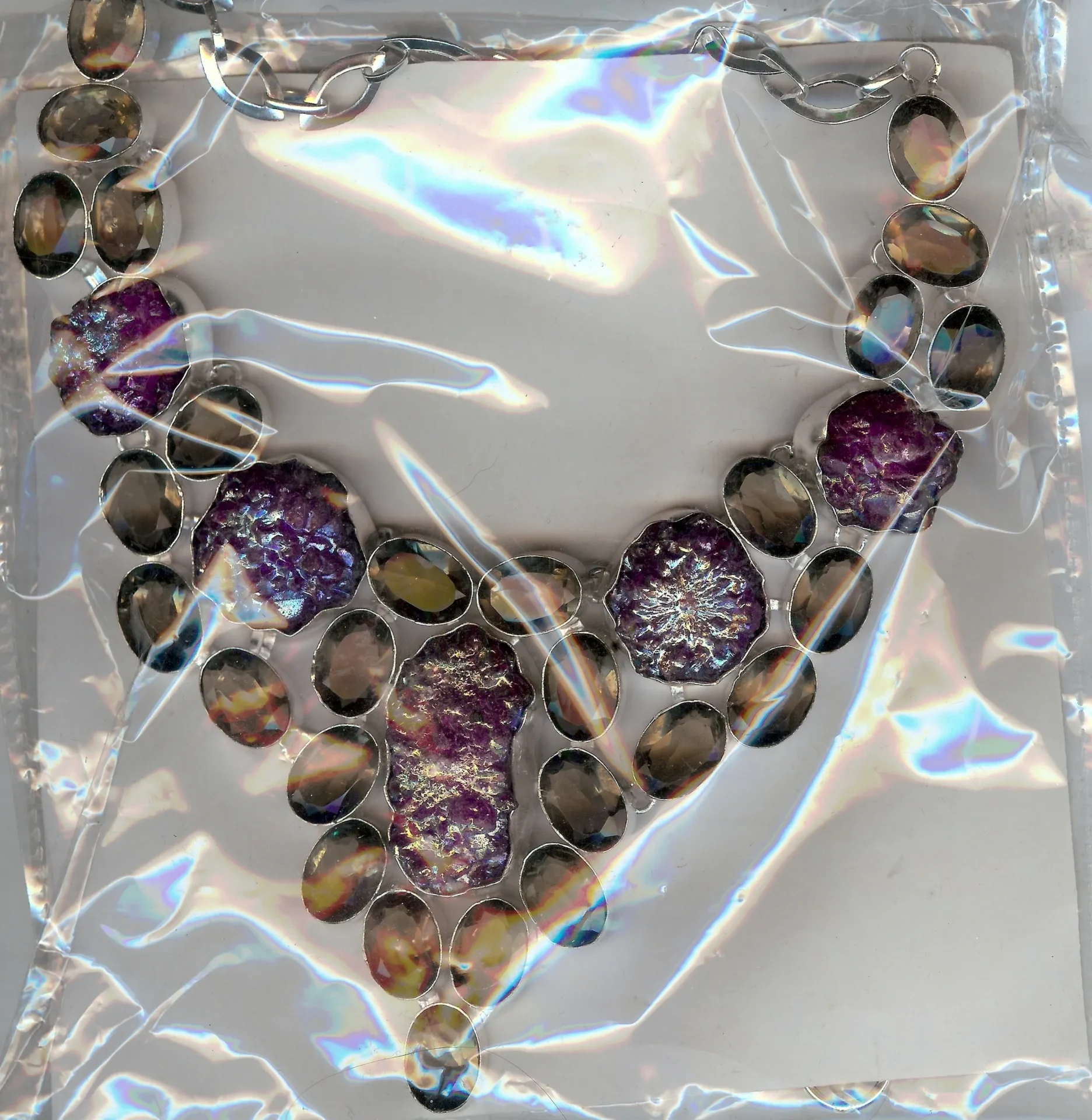 Adams Unique Boutique